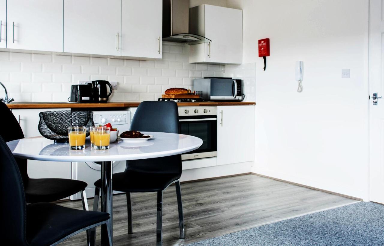 2 Bedroom Apartment Leamington Spa Hosted By Golden Key Lillington  Exterior foto